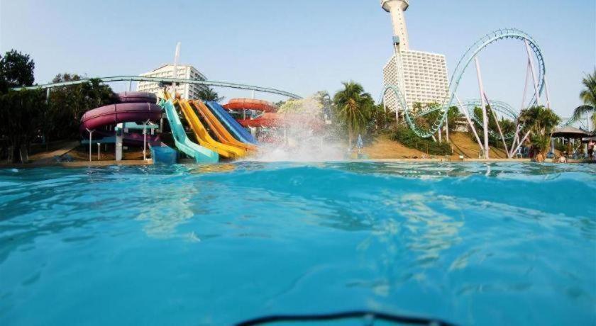 K Station Pattaya Hotel Exterior foto